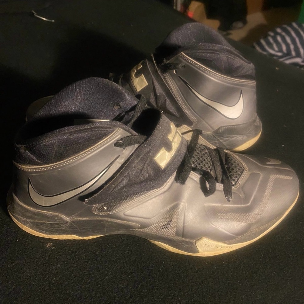 Nike Lebron Soldier 7 Size: 13